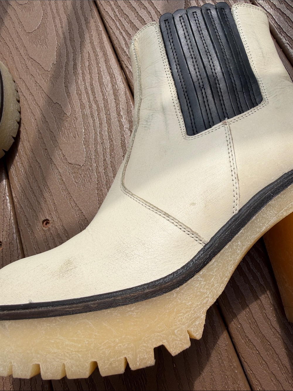 Free People Cream Leather Chelsea Boot with Black Elastic - Picture 8 of 13